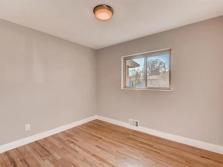 2014 S Meade St — Photo 13