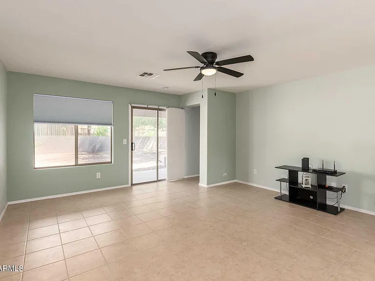 17618 W Calavar Rd — Photo 7