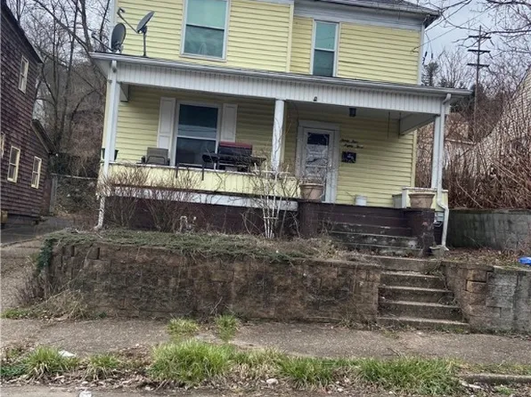 3483 Franklin St, Bellaire, OH 43906
