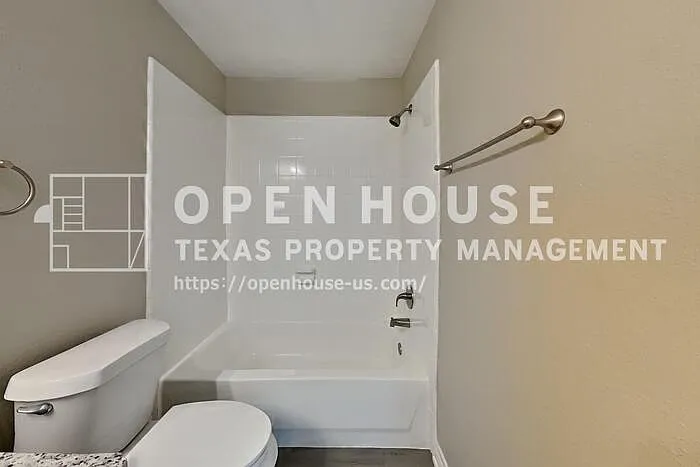 8000 N Tarrytown Crossing Dr — Photo 18