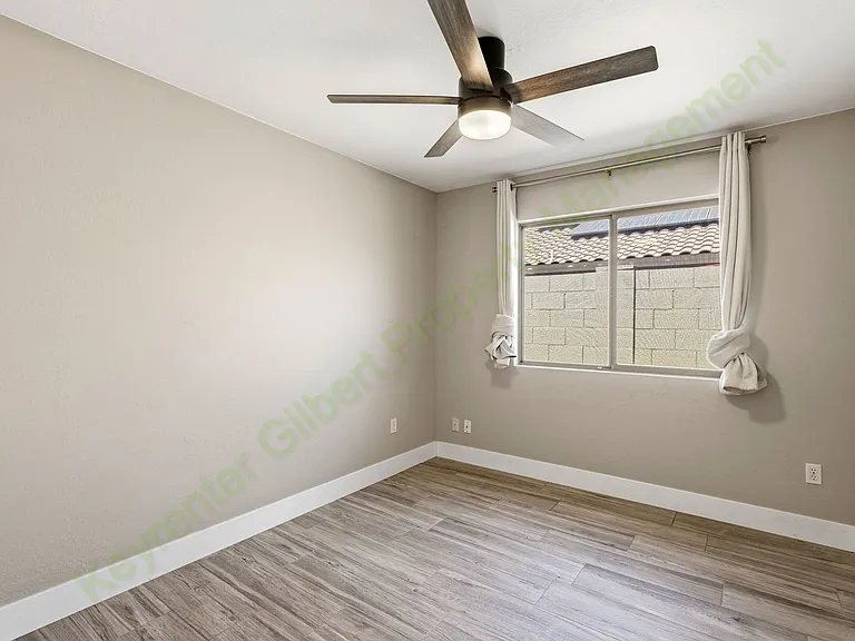 517 W Princeton Ave — Photo 19