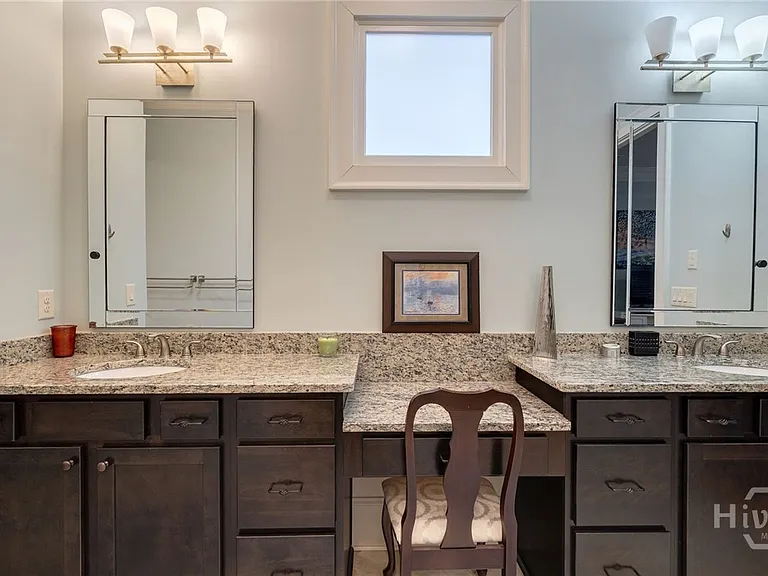 3530 Greenleffe Dr — Photo 24
