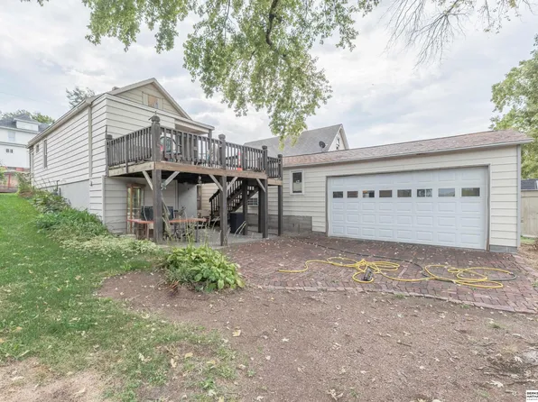 2510 S 26th St, Omaha, NE 68105