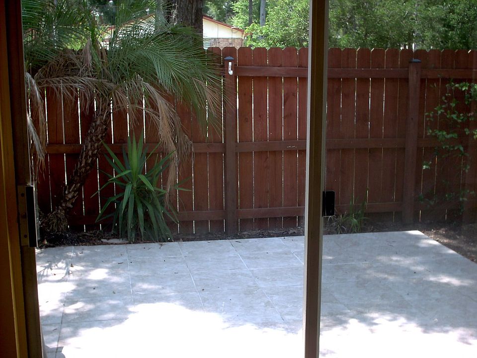 Fenced in patio w/ gate