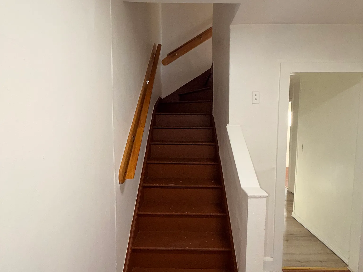 2 bed, 960 sqft, $1,200 — Photo 4