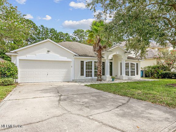 2nd image of 13735 DEVAN LEE Drive E
