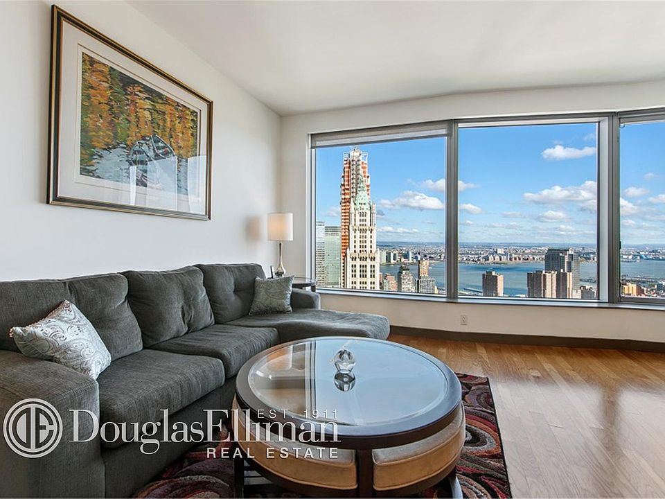 1st image of 8 Spruce St APT 68R