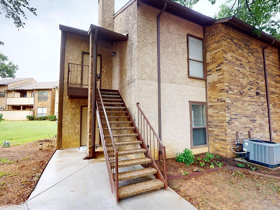 1st image of 1912 Emerald Pl APT 1120