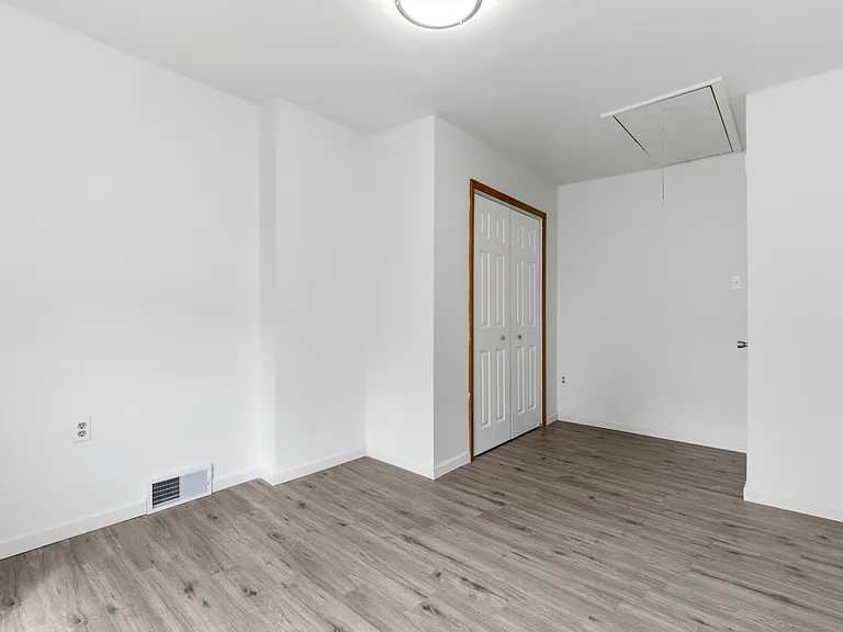 790 Highland Ave — Photo 15