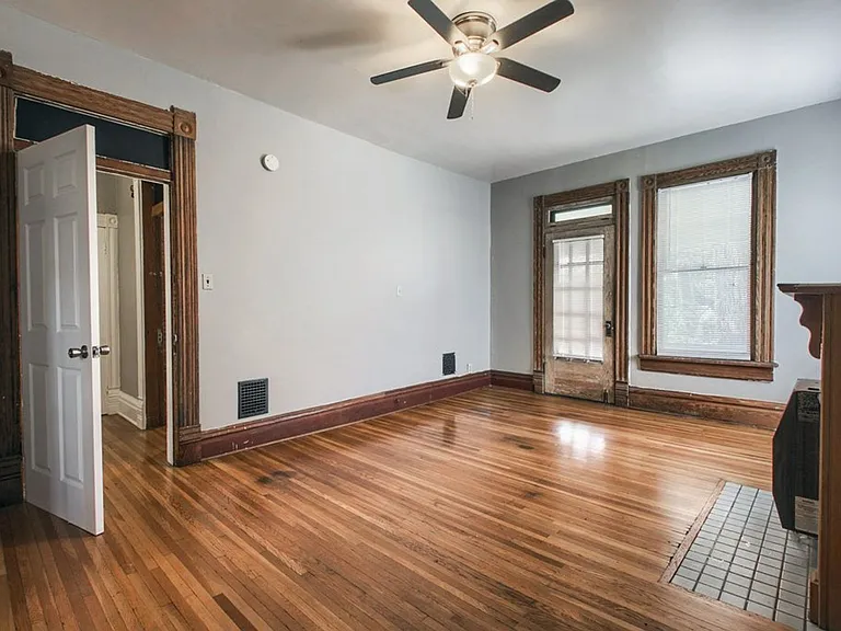 Dennison Ave 892-894 MLR — Photo 18