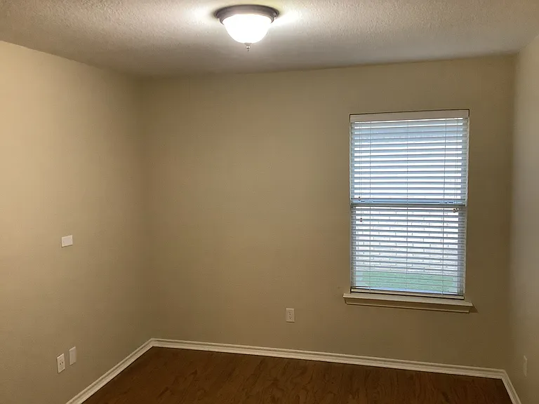 4410 Shady Elm Dr — Photo 19