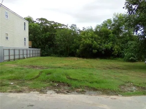 2532 Choctaw St, New Orleans, LA 70117