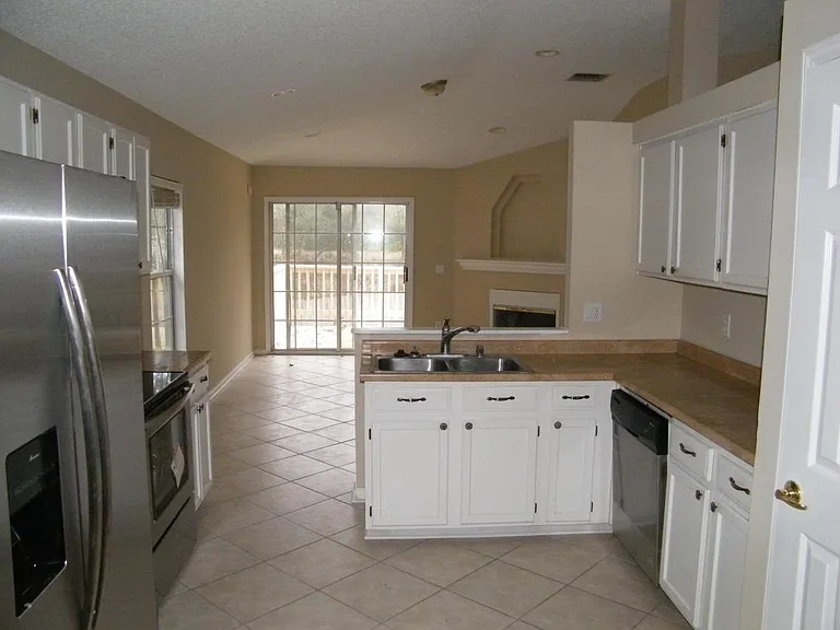12519 Windy Willows Dr N — Photo 1