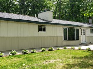 3068 Abbey Rd, Cheboygan, MI 49721