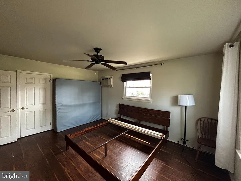 32 Forest Ave — Photo 7