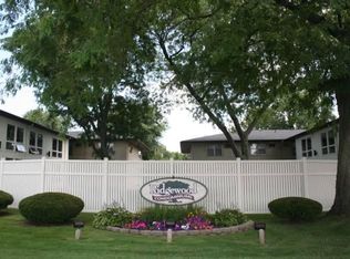 8811 Schneider Ave APT 18, Highland, IN 46322