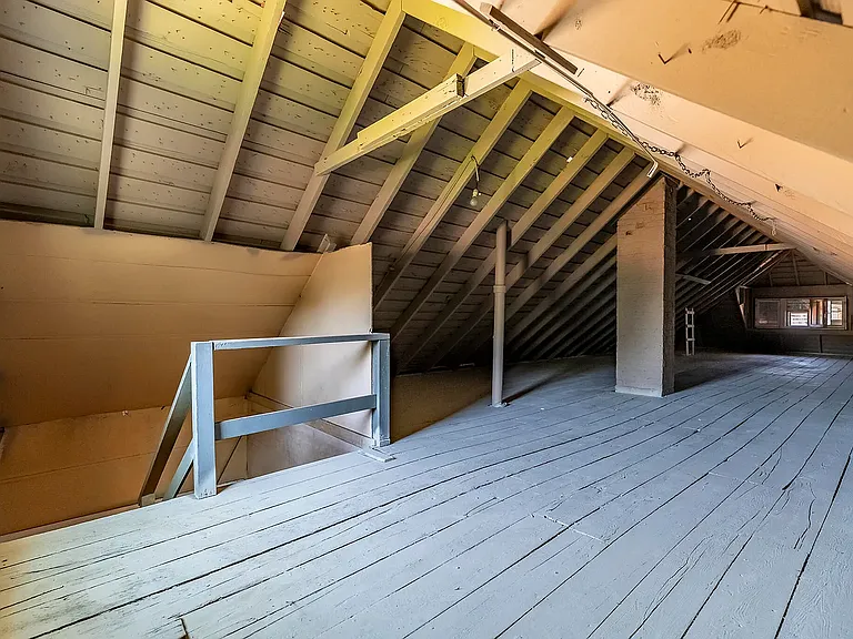 2510 White Oak Ave — Photo 17