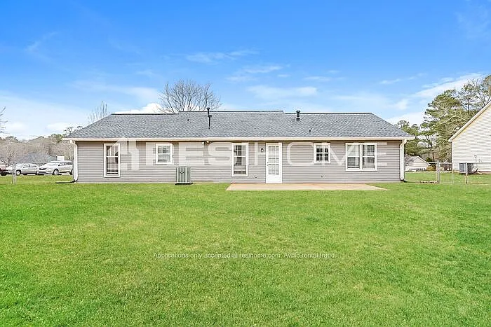 245 Helen Ln — Photo 13