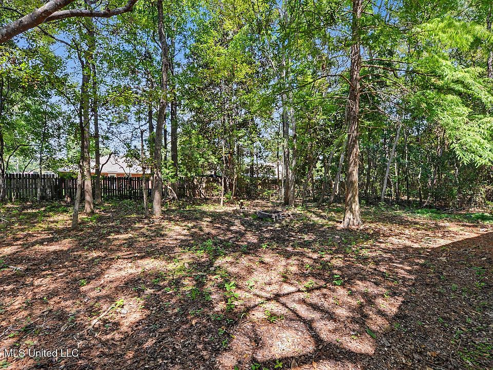 19th image of 9204 Live Oak Ave