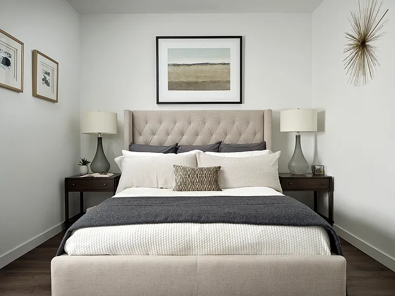 S405: Cozy Studio