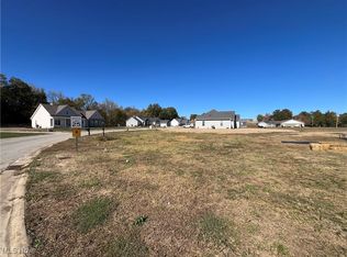 2 Eagle View Dr, Monroeville, OH 44847