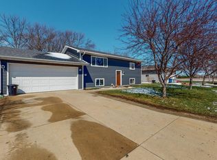 108 9th Ave NE, Dodge Center, MN 55927