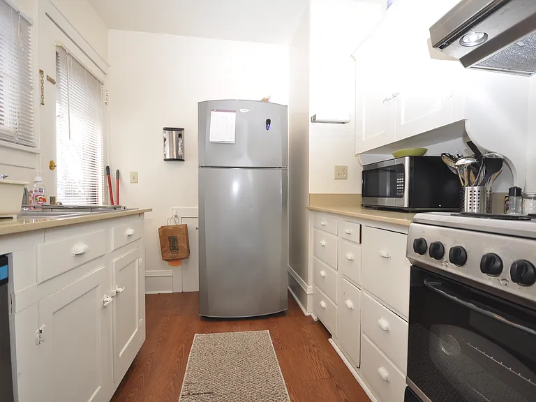 80 Elm St #13 — Photo 8