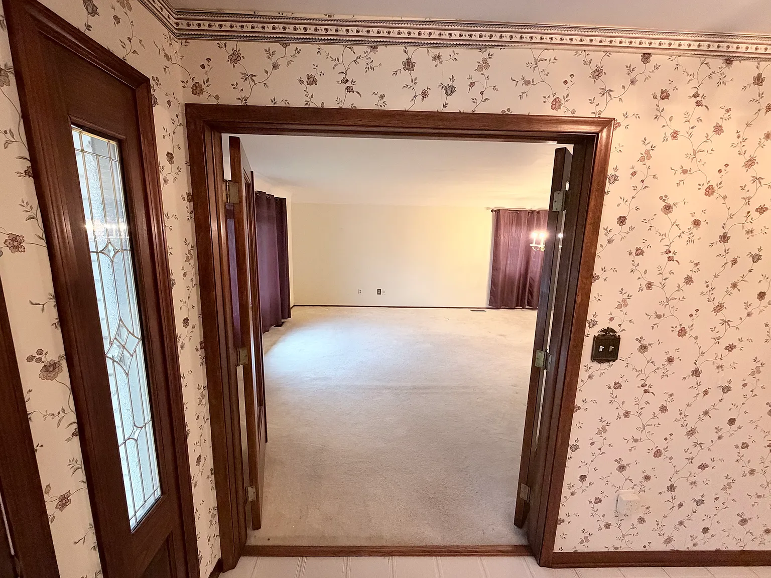 3 bed, 3078 sqft, $3,000 — Photo 3