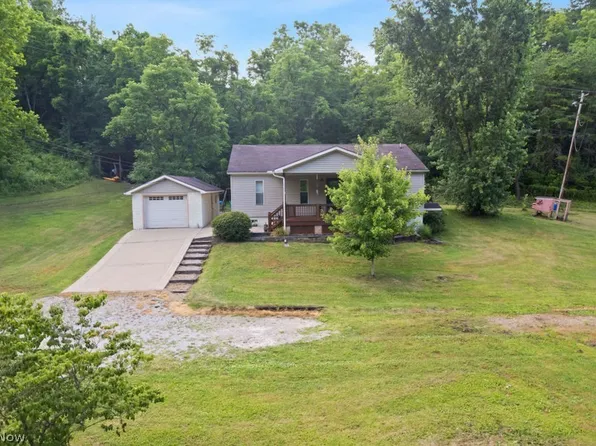 579 Murphytown Rd, Davisville, WV 26142