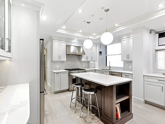 3rd image of 290 W End Ave APT 8A