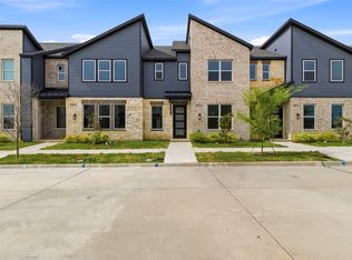 8909 Lowell St, Rowlett, TX 75089