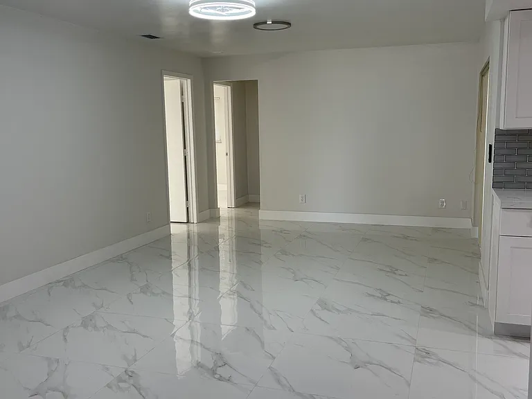 4351 Orange Grove Blvd — Photo 5