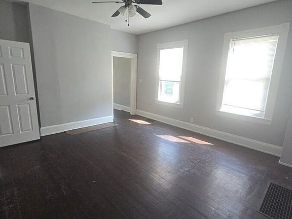 4th image of 4397 Virginia Ave #Sfh
