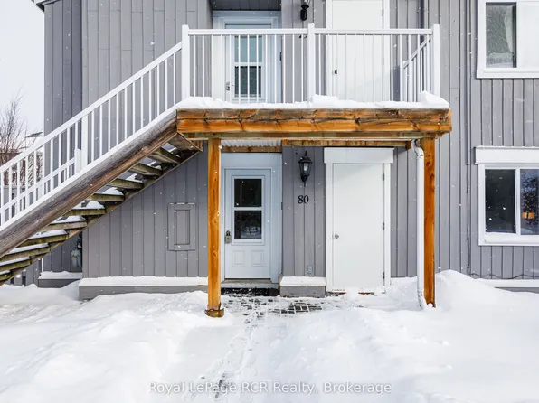 21 Dawson Dr #80, Collingwood, ON L9Y 5B4