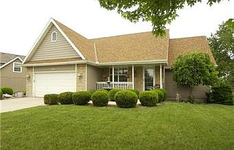 1st image of 3205 S Gateway Dr
