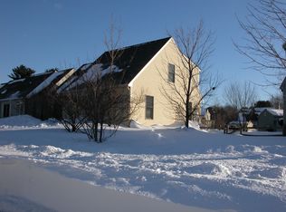 8 Upton Ln, Boxford, MA 01921