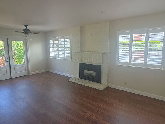 3rd image of 211 Mariah Way