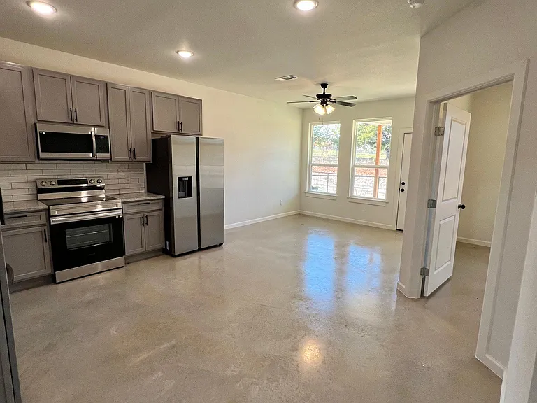 2 bed-Living
