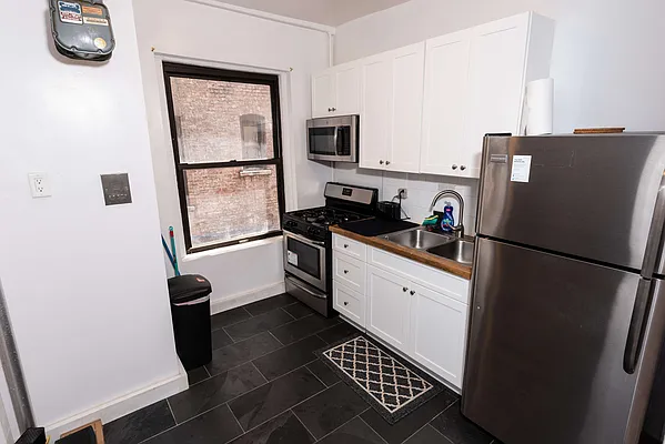 Rented by Highline Residential | media 10