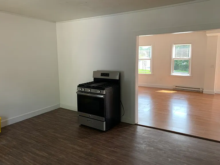480 Norwich Ave — Photo 7