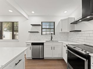 6014 WOODSIDE Drive, Jacksonville, FL 32210