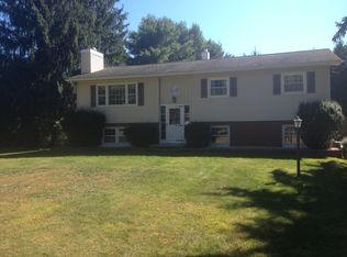 119 Robinson Ln, Wappingers Falls, NY 12590