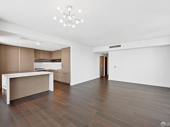 2nd image of 488 Folsom St #3604