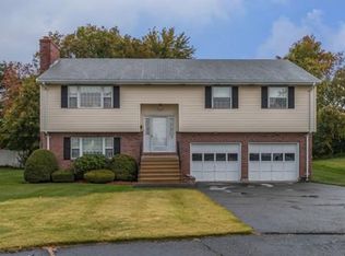 18 Nancy Ln, Waltham, MA 02452