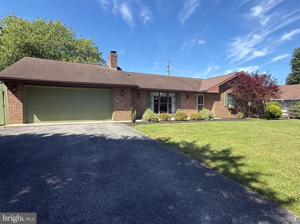 482 Starr Ave, Chambersburg, PA 17202