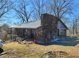401 Pear Rd, Green Forest, AR 72638