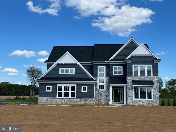722 Brindle Farm Ln, Mechanicsburg, PA 17055