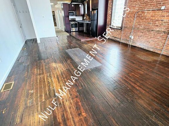 3rd image of 158 48th St #1