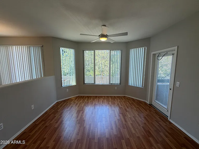 420 W 1st St #221 — Photo 6