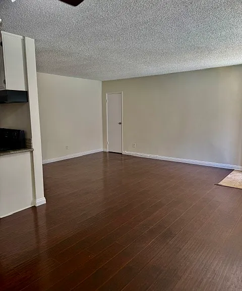 6706 York Blvd — Photo 7